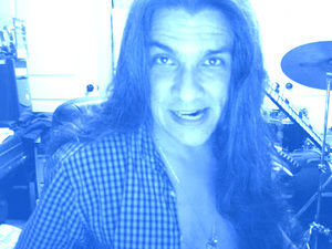 Meet your Posher, Gustavo